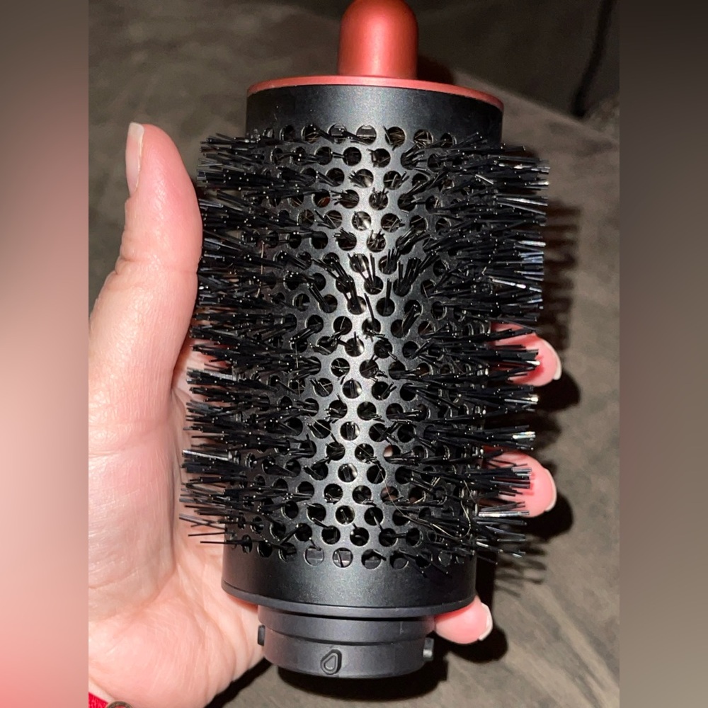 Dyson Airwrap large round voluminizing brush attachment READ